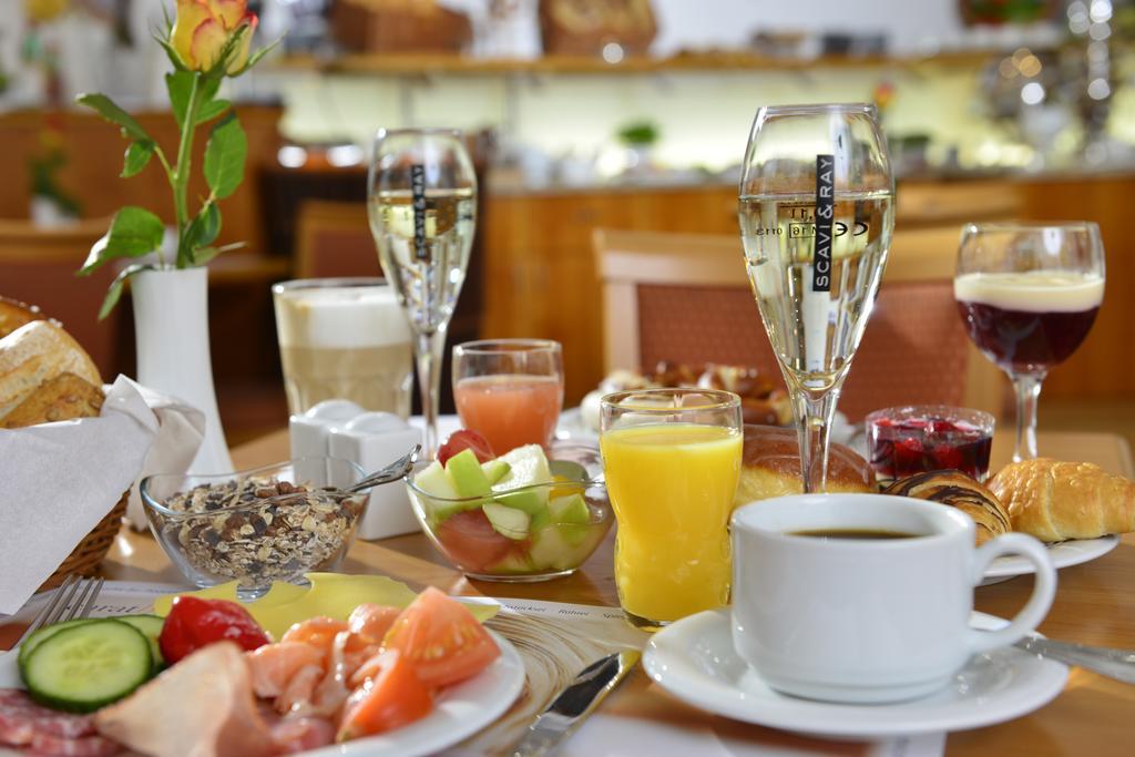Mueller Hotel 3*